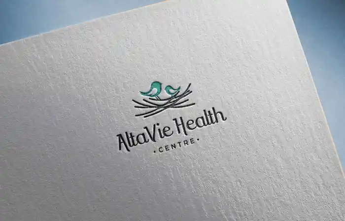I can design creative and elegant logo